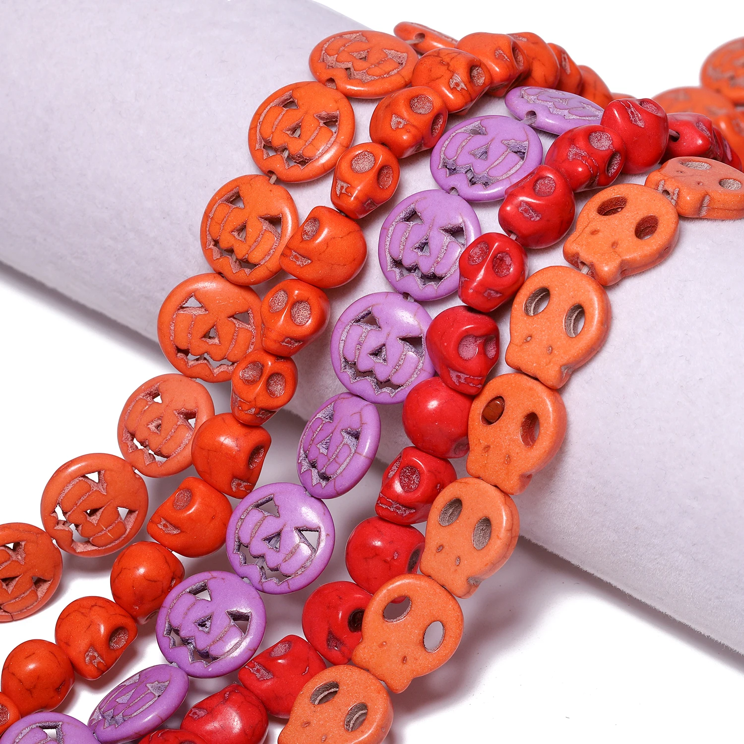 10/15/15x13/20mm Natural Halloween Pumpkin Face Skull Shape Turquoise Howlite Stone Beads for DIY Pendant Party Decorations
