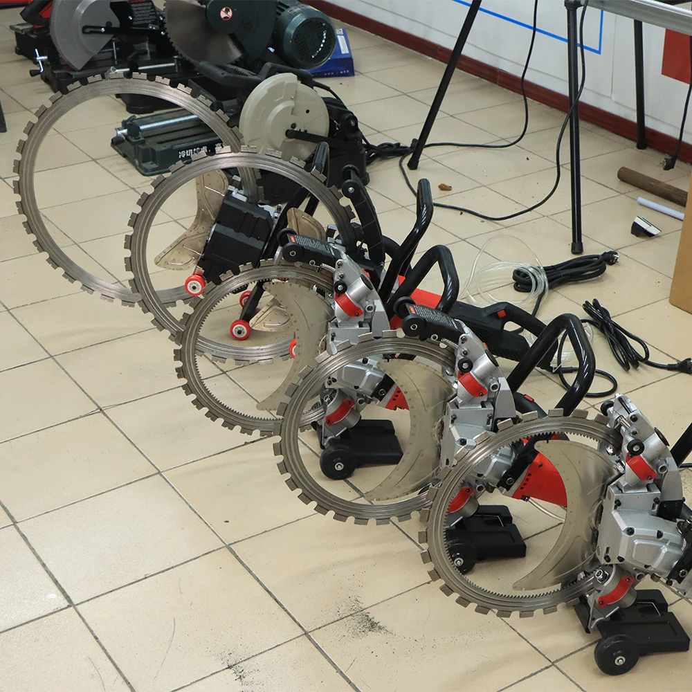 다이아몬드 블레이드와 조절 가능한 레일 시스템을 갖춘 고정밀 유압 벽 절단기