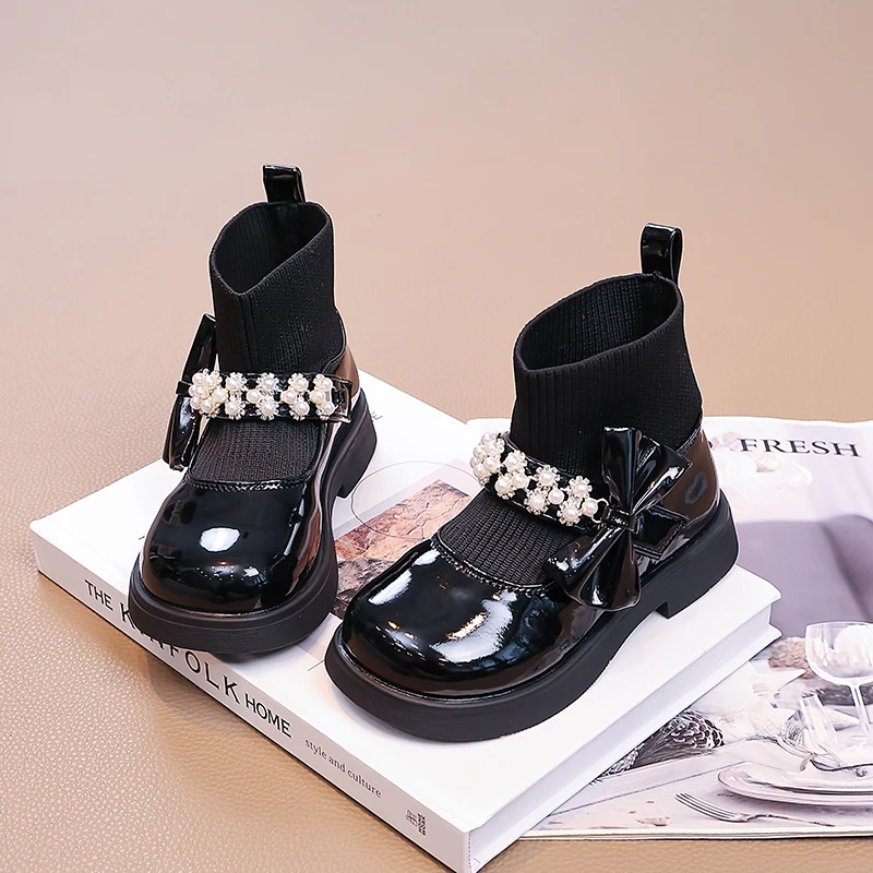 

Ботильоны в носок для маленьких девочек с блестящими бусинами, новинка 2024, зимние детские кожаные ботинки из термобелья, нескользящие вечерние ботинки принцессы