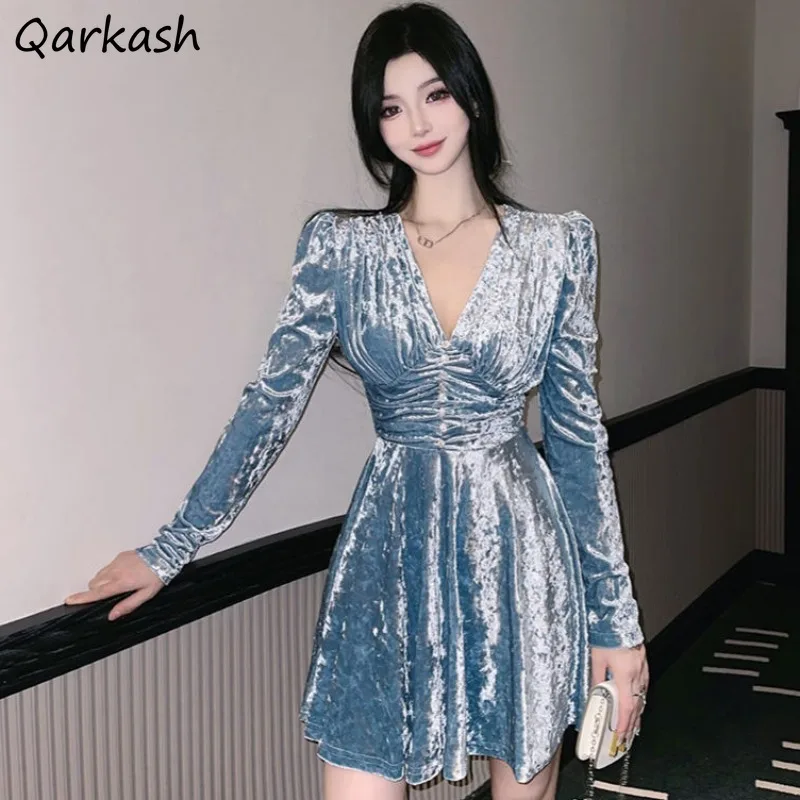 

Vintage Pleated Texture Dresses Women Velvet Solid High Waist Diamond V-neck Gentle Shirring Mini Mujer Slim Ulzzang Streetwear