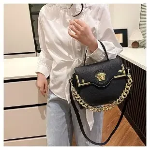 

Деловой уличный стиль Grand Style! Модный 2025! Стильная однотонная большая сумка с откидной застежкой, нишевая сумка через плечо премиум-класса, модная необходимая поставка