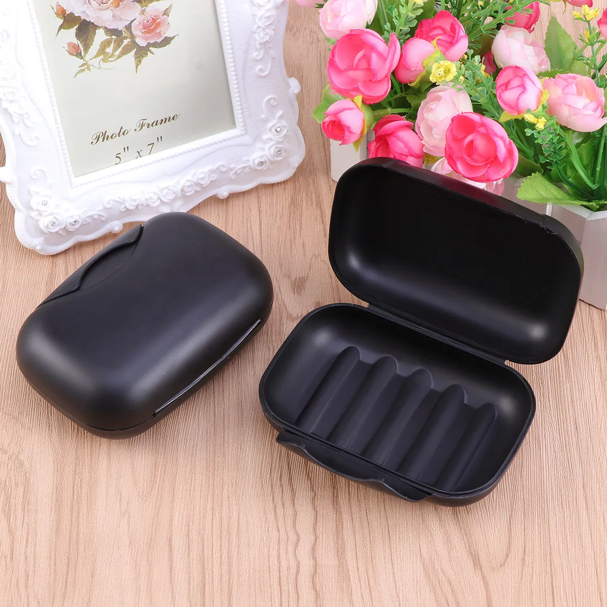 Black Portable Soap Dish Box Size L Lockable Sealed Soap Holder Container for Travel Hiking Camping Bathroom Use