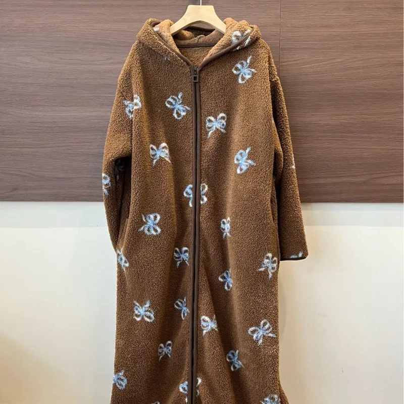 

Bedding for Autumn and Winter Walking Oversized Leopard Print Pajamas Thickened Warm Home Clothes Nightgowns Hooded Zippers