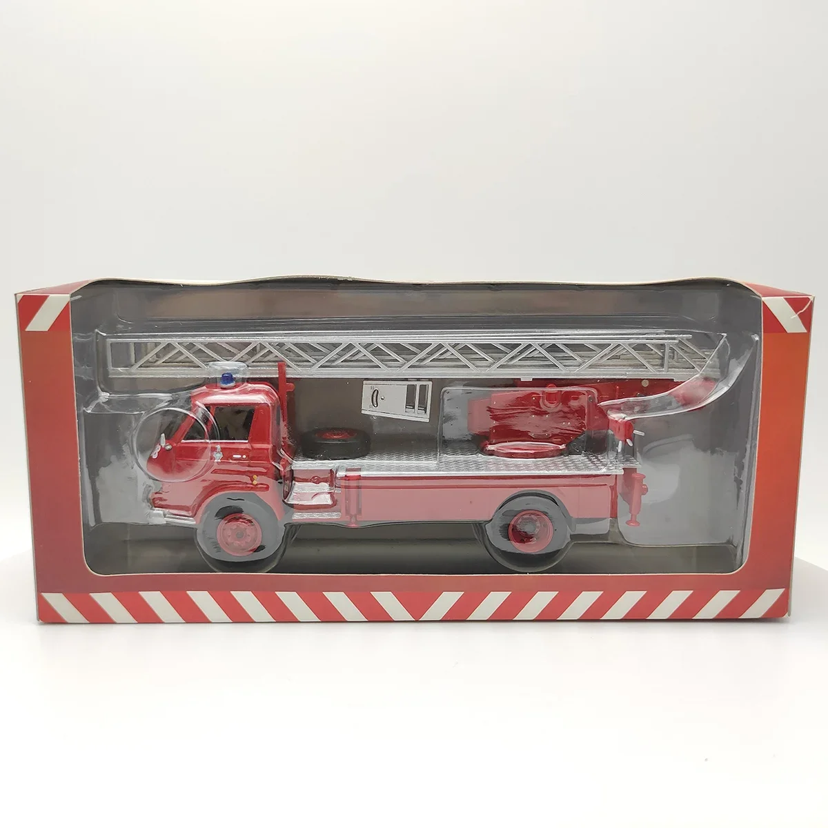 Diecast 1/43 citroen motor de incêndio liga simulação motor de incêndio modelo de carro presente colecionável lembrança exibição ornamento
