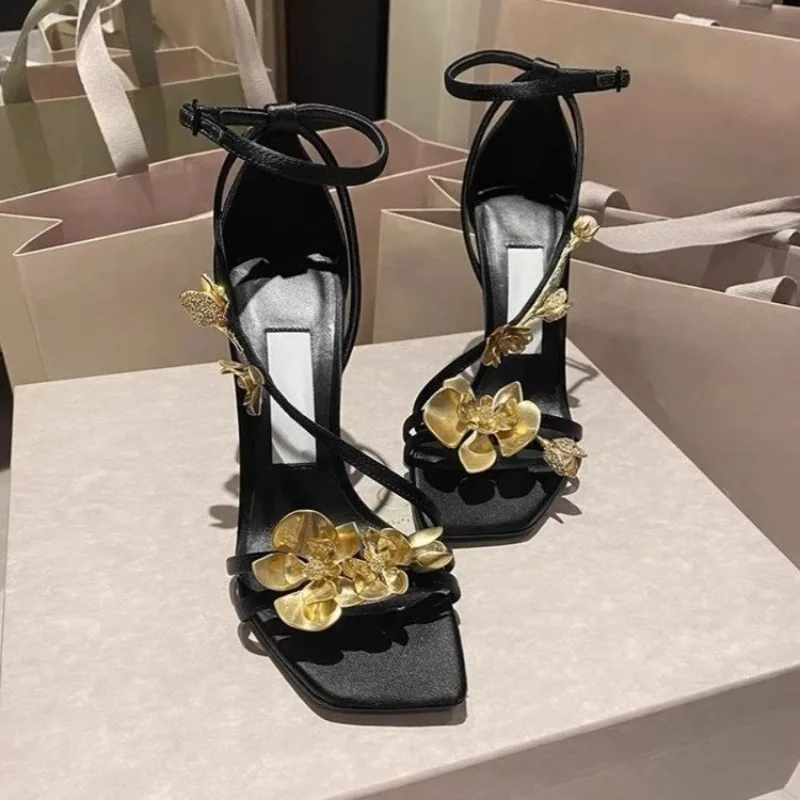 

New Designer Black Glod Flower Stiletto High Heels Women's Banquet One Button Strap Open Toed Square Head Sandals Zapatos Mujer