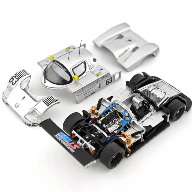 Nuovo In Prevendita Ys 1:64 Mercedes Benz C9 Sauber Auto Magnetica In Lega In Miniatura Diecast Anteriore Posteriore Coperture Ornamenti Giocattoli Personalizzati Per Bambini