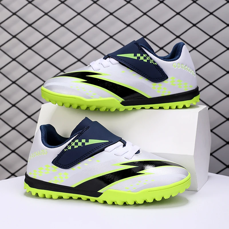

Vacation Outdoor Men Football Shoes Breathable Portable Feature Field Leisure Sports Running Sneakers