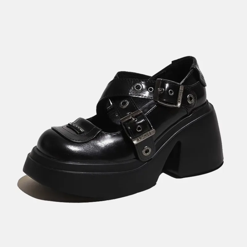 Thumbnail 4 - #7 Trending Block Heel Shoes Right Now