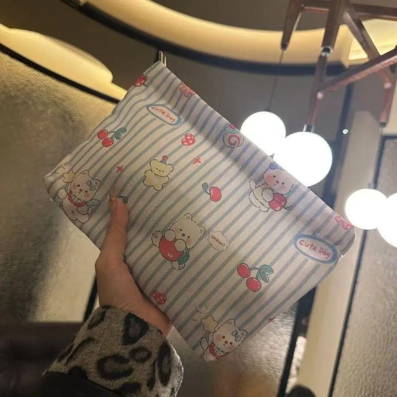 

New Cartoon Cherry Bear Cosmetic Bag Portable Canvas Travel Sundries Storage Bag Coin Purse