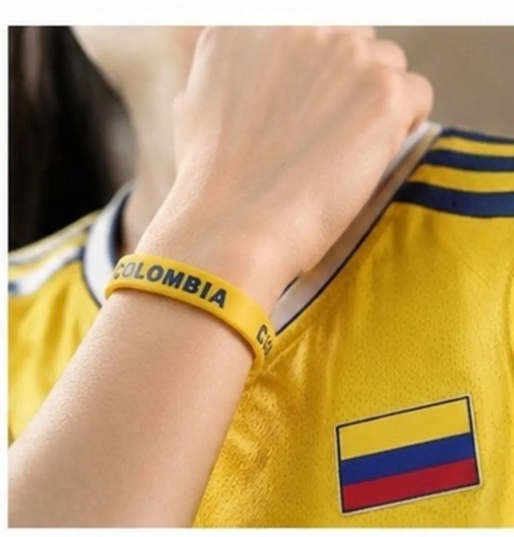 6Pcs Silicone Country Wristband Soft Comfortable Sports Fan Bracelet Football Match One Size Fits Most Colombia Flag Cheer