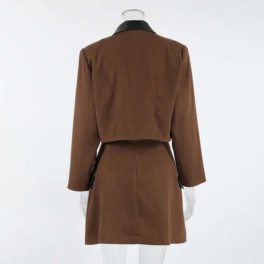 Conjuntos de chaqueta de tweed recortados para mujer Conjuntos de 2 piezas y minifalda Trajes casuales de negocios Tela de lana marrón con irregular