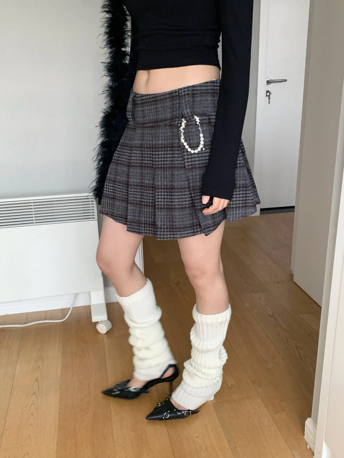 New 2024 Summer Women Spicy Girl Tweed Plaid Short Skirt Pleated A-Line Fashion Design Trendy Stylish Casual Sweet Preppy Style