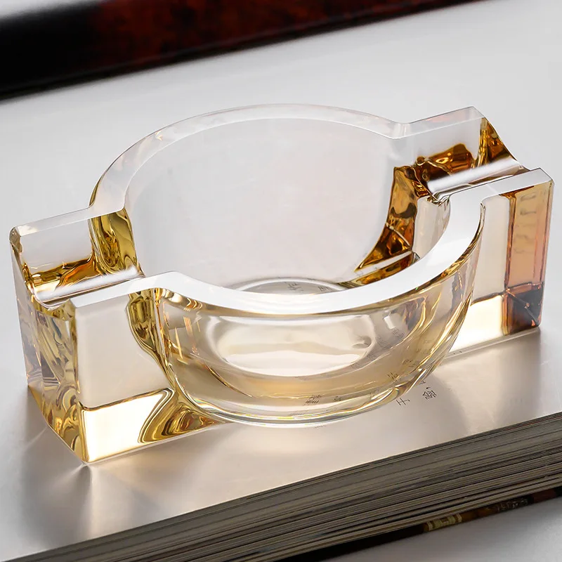 

Хрустальная пепельница для сигар с широкой канавкой | Самоочищающийся дизайн | Элегантный подарок для курения