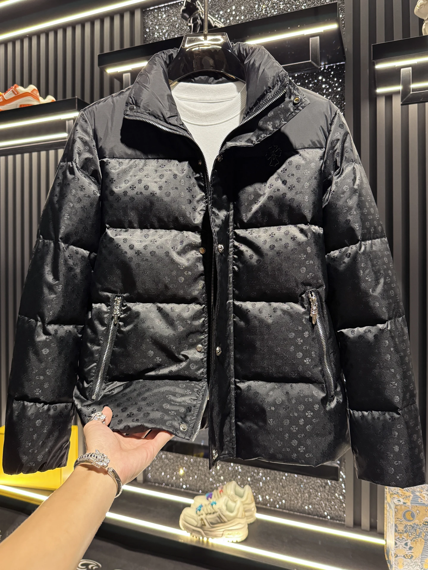 

Elegant Black Printed down Jacket Men's Zipper Stand Collar Puffer Coat Luxury Trendy Brand Winter High End Polyester Fiber
