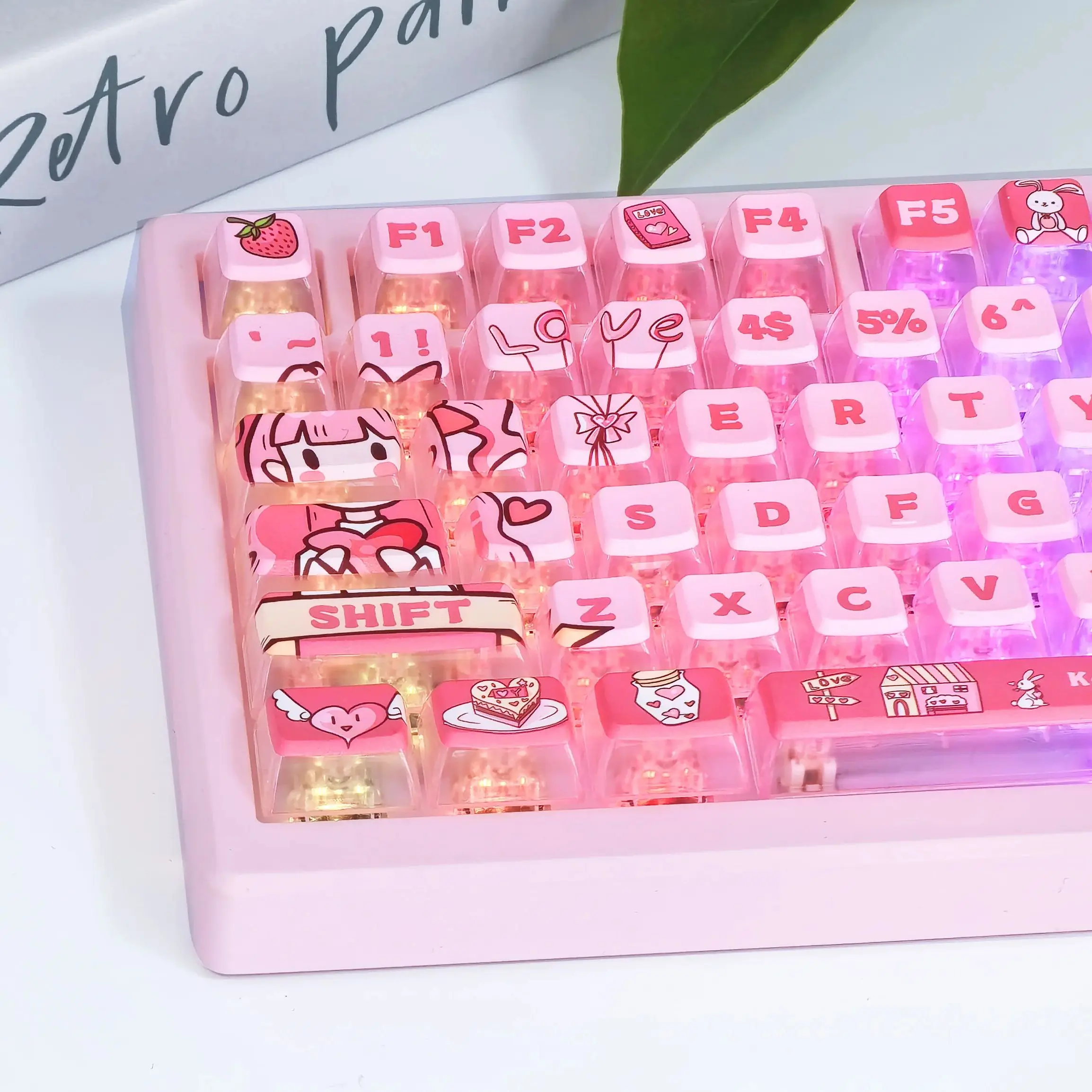 Imagem -04 - Pink Cartoon Love Daily Theme Keycap Pudim Keycap Pbt pc Asa Altura 117 Chaves Bonito Layout Ansi Keycap Transmissor de Luz