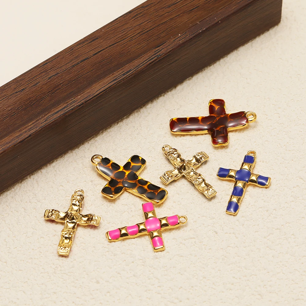 4 Stück Edelstahl Religiöse Emaille-Kreuzanhänger Halskettenanhänger Großpackung für DIY Damenschmuckherstellung Ohrringe Armband Zubehör – Detail 3