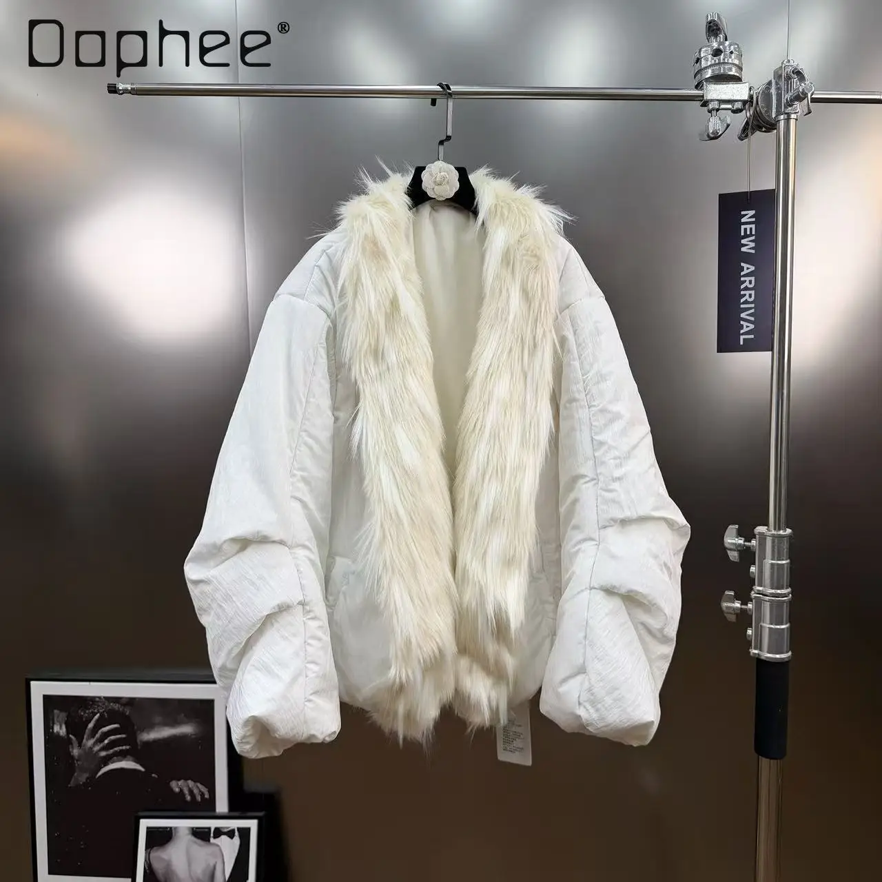 

2025 Winter Eco-Friendly Fur Collar Oversized Long Sleeve European American Ins Thickened Warm Loose Cotton Jacket Women Trendy