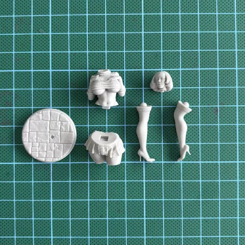 1/24 Scale DieCast Resin Figure Model Kit Girl Hobby Miniature Toys (No Glasses) Unassembled and Unpainted DIY Diorama