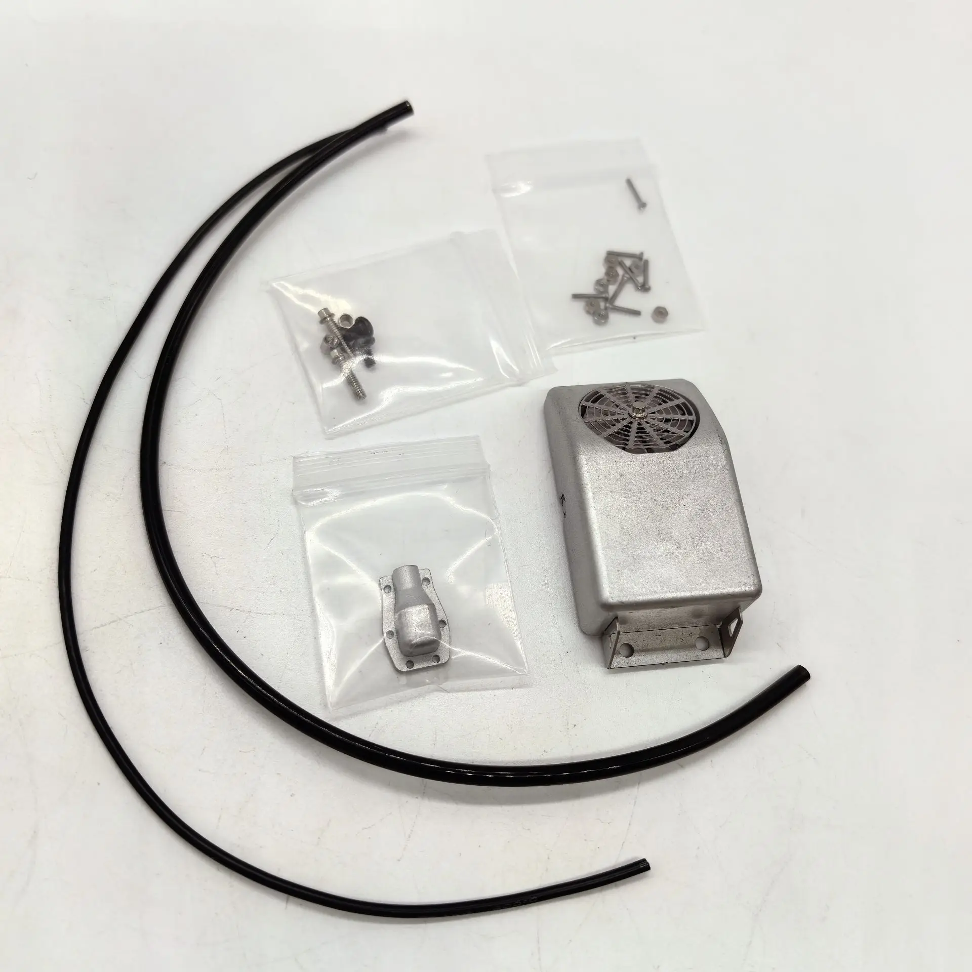 

RC Metal LESU Decorative Air Conditioner 1/14 For Tamiya For MAN RC Tractor Truck Hydraulic Dumper Car Truck DIY Accessory Toy