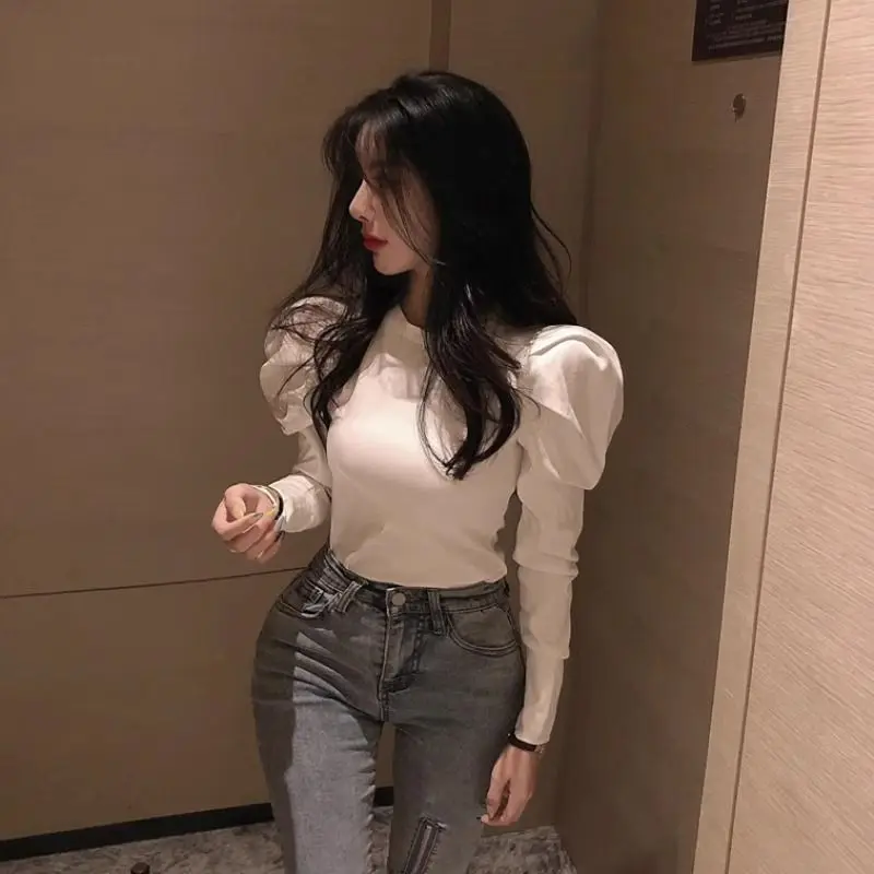 Unique Design Sense Niche Internet Celebrity T-shirt Women's Bubble Sleeve Base Shirt Women's Western-style Slim Fit Chic Top