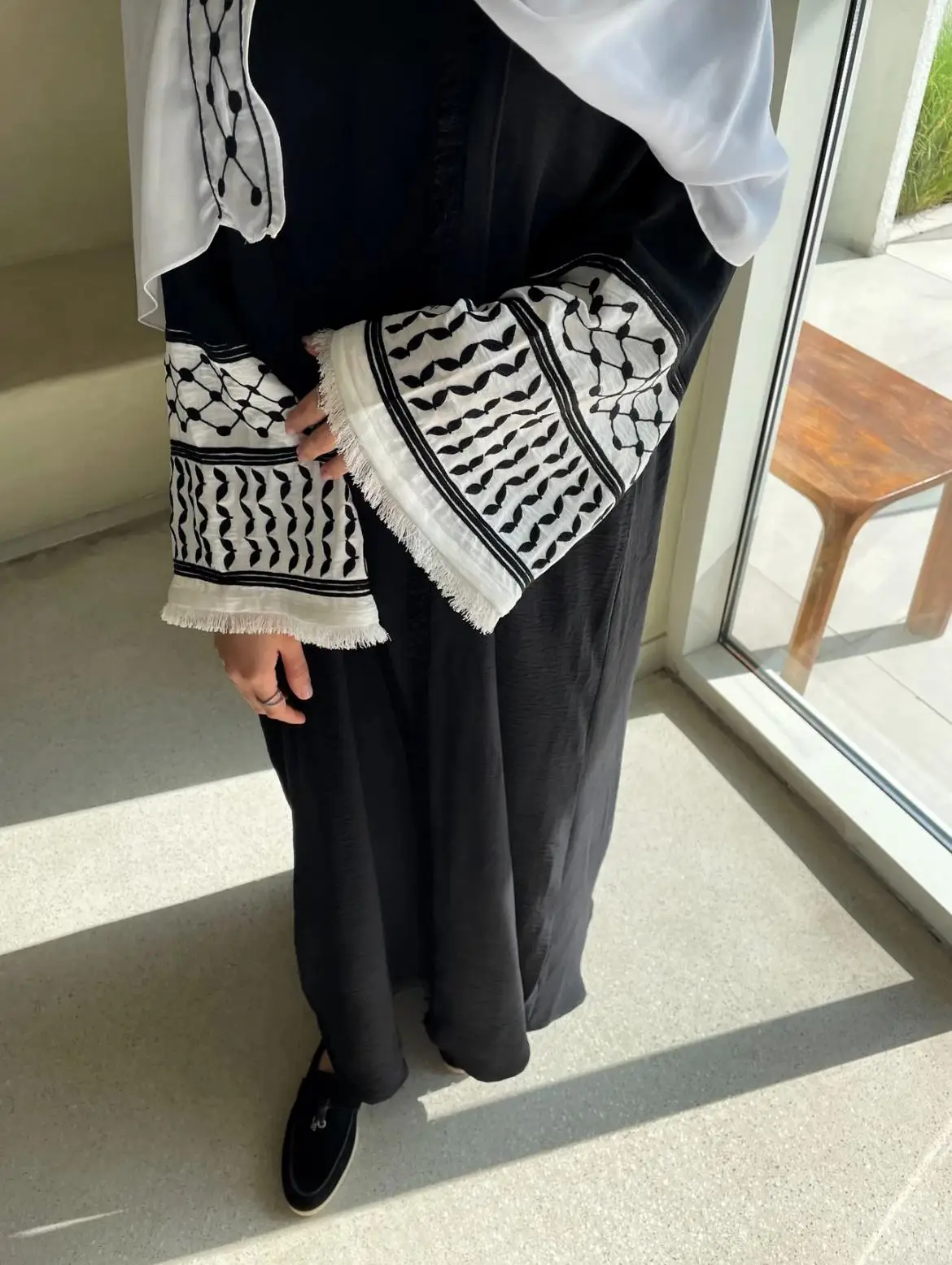 2024 Wrinkle Soft Crepe Embroidery Muslim Kefiyyeh Abaya Ramadan Tassel Dubai Abaya Women Muslim Dress Modest Islamic Clothing