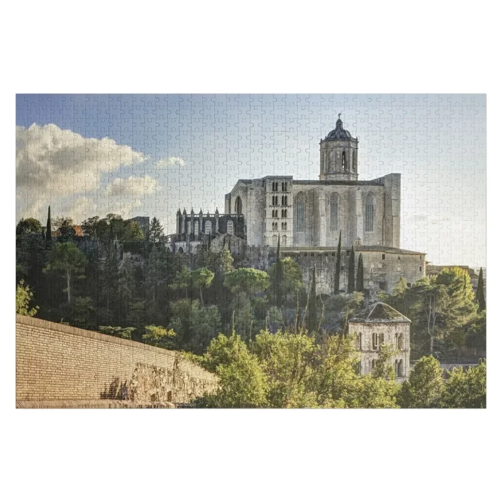 Girona Cathedral (Catalonia) ปริศนาจิ๊กซอว์ไม้สัตว์ไม้ที่กําหนดเองที่กําหนดเองชื่อไม้ปริศนา