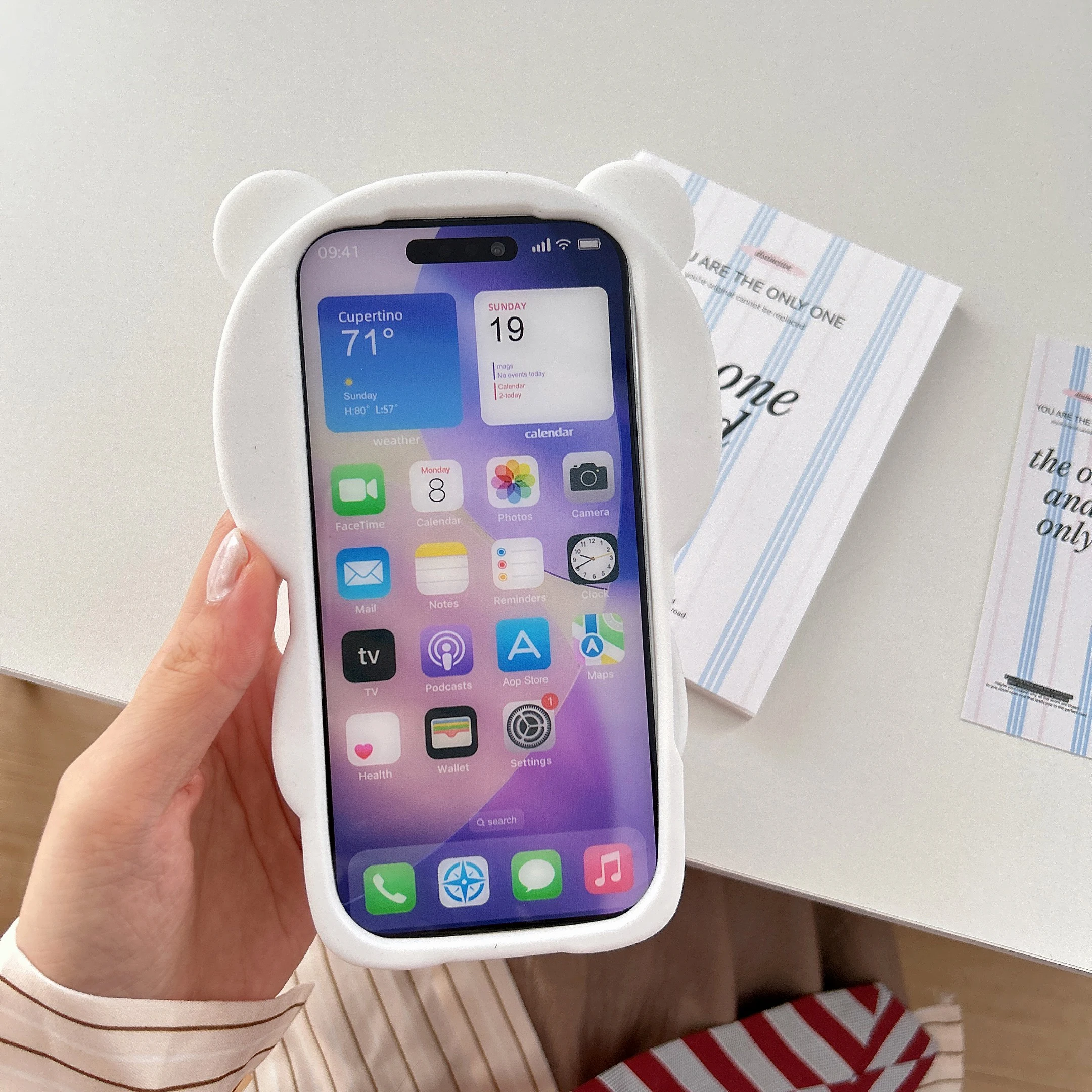 3D Cartoon Niedlicher Blauer Einzigartiger Blutiger Bären-Rilakkuma Handyhülle für iPhone 18 17 16 15 14 13 12 Pro Max Weiche Silikonhülle – Detail 18