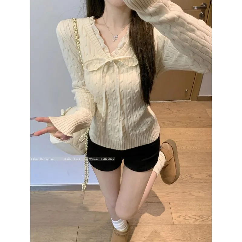 

French Twist Bow Tie V-neck Sweater Women's Slim Bottoming Shirt Long-sleeved Top
