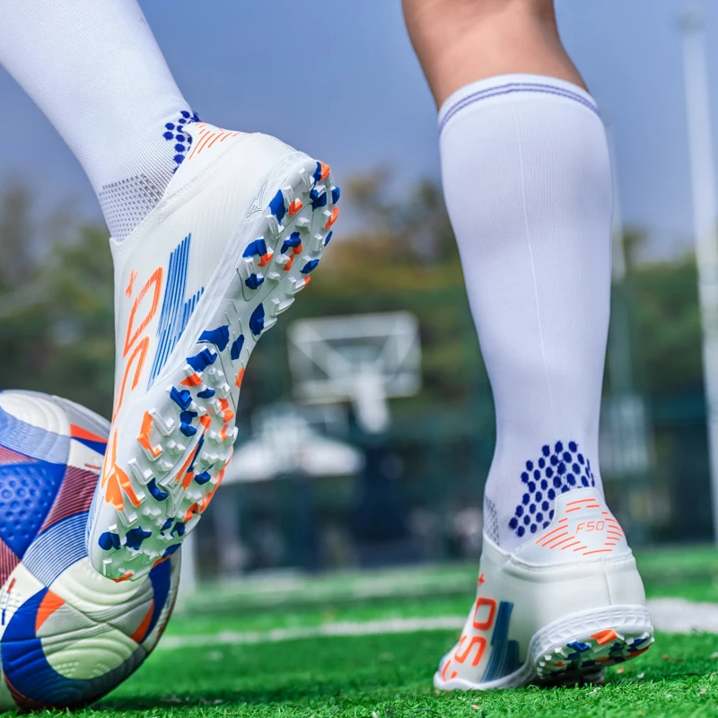 Men Original Field Football Boots Fast Ultralight Male Soccer Shoes Turf Long Spikes Outdoor Non Slip Breathable  Football Shoes