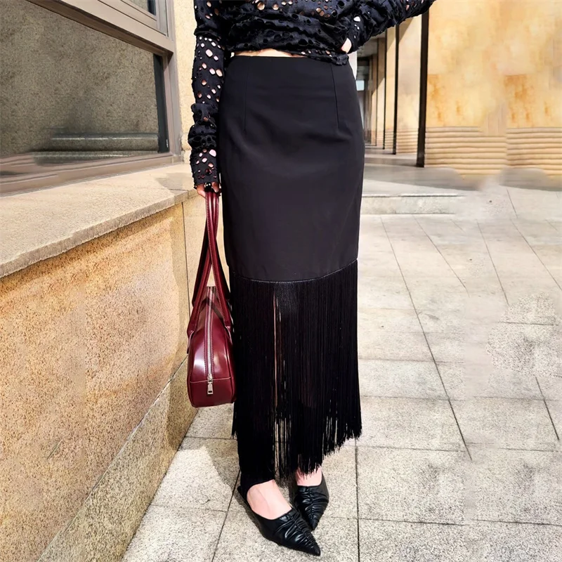 

Women's skirt New high waisted slim fit long skirt for autumn 2025 Tassel patchwork women's half skirt pencil skirt black skirt