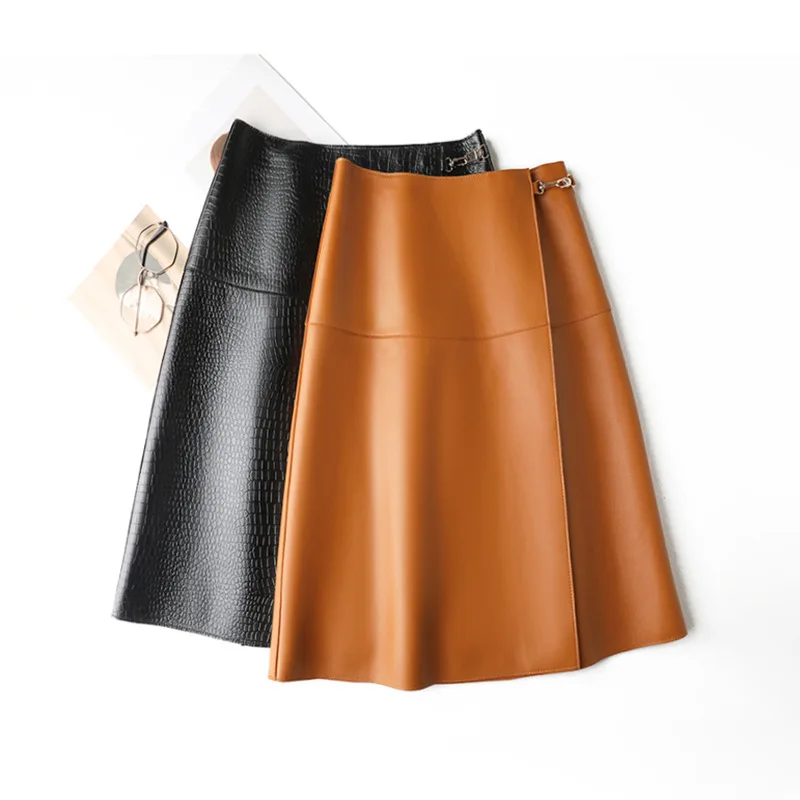 2023  New Arrival Women Urban Style With Metal Buckle Design Genuine Sheepskin Leather  Skirt