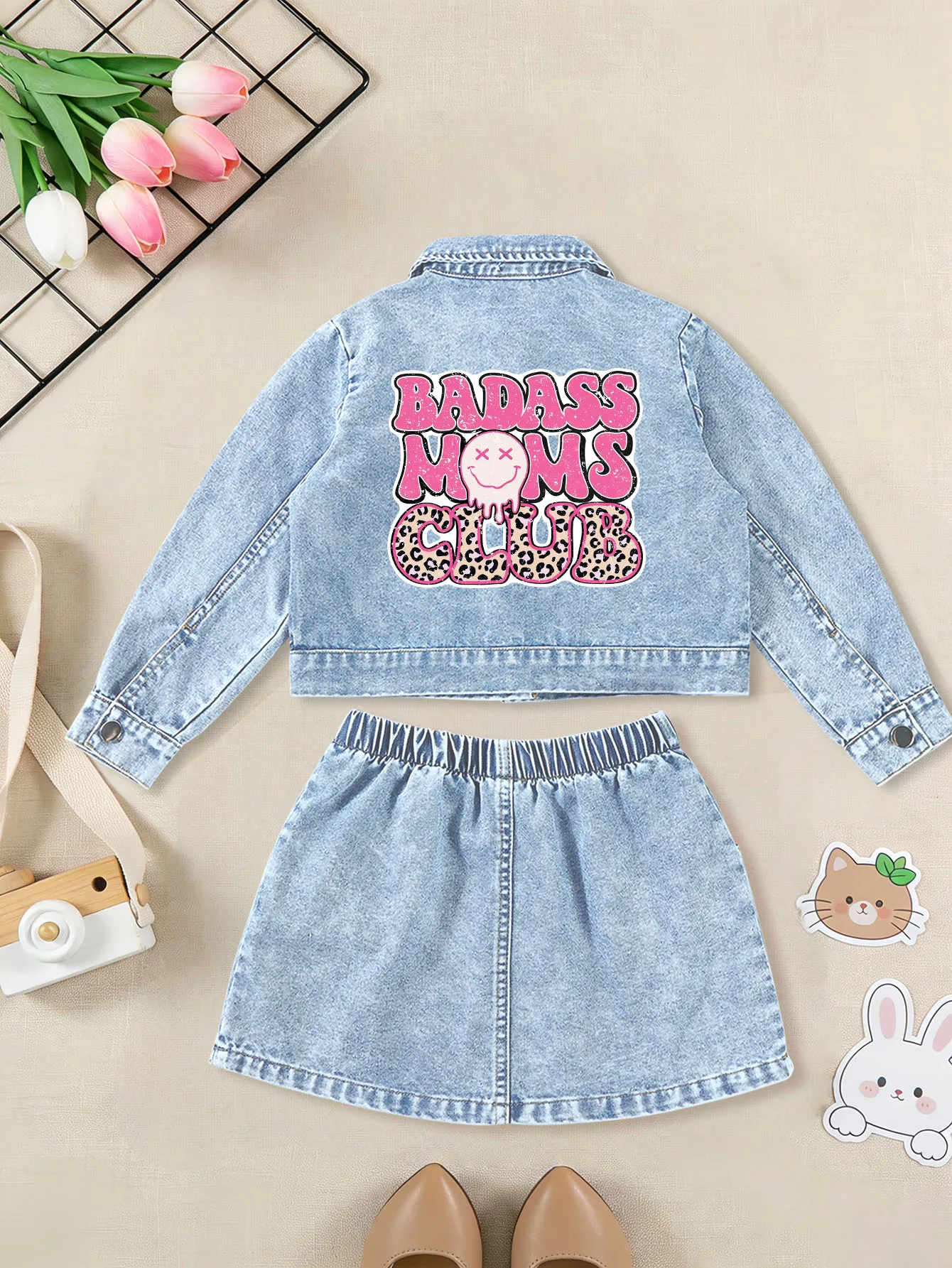 2 pieces: Girls' Autumn Sweet Cute Denim Dress Set with Cartoon Letter & Smiley Face Prints
