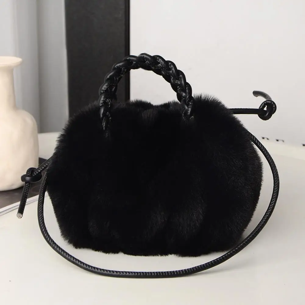 حقيبة يد نسائية لطيفة على شكل سحابة اليقطين حقيبة كروس قطيفة للخريف والشتاء حقيبة يد فتاة حلوة بلون سادة