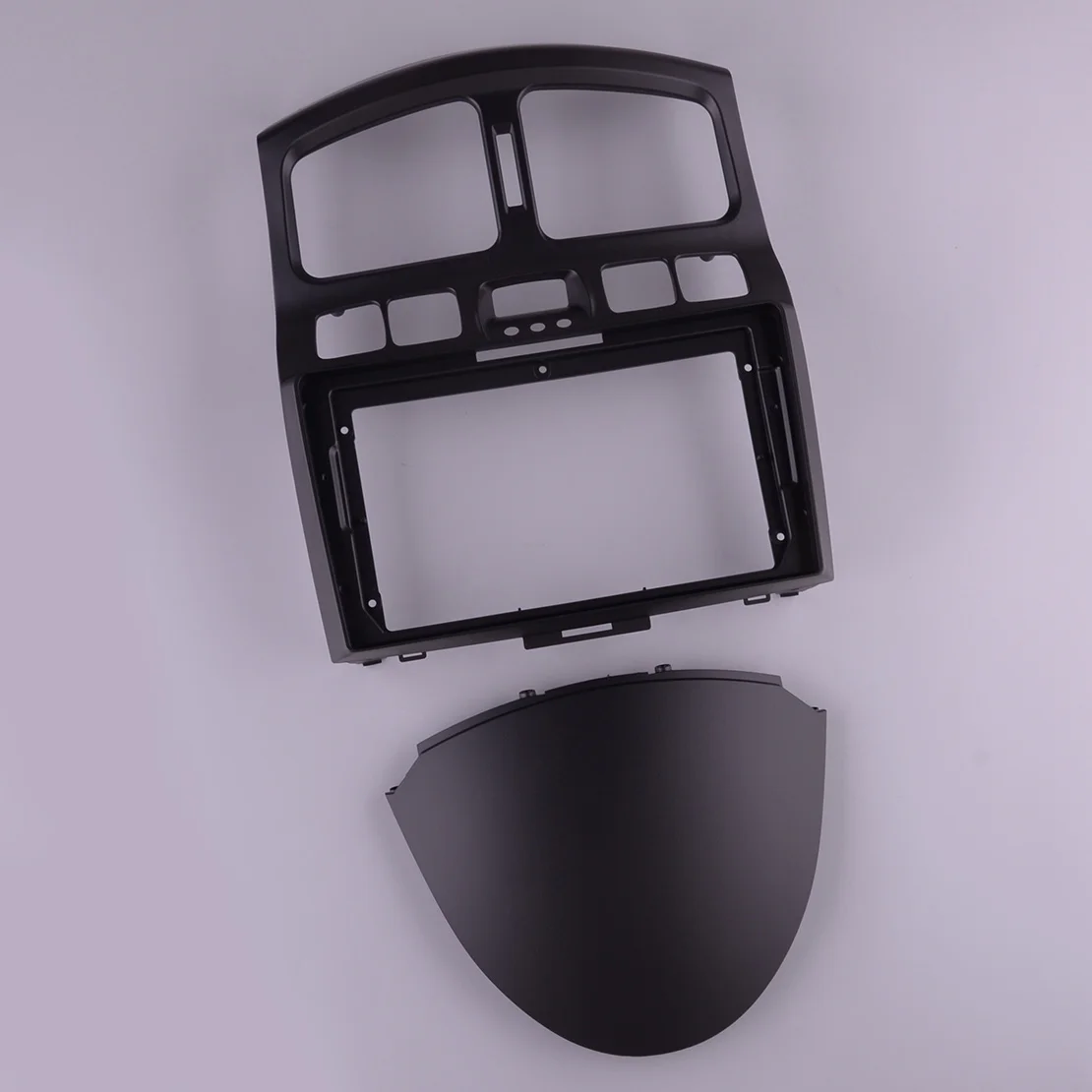 

9" Car Stereo Radio Fascia Frame Panel Dashboard Trim Kit Fit for Hyundai Santa Fe 2004 2005 2006 Black Plastic