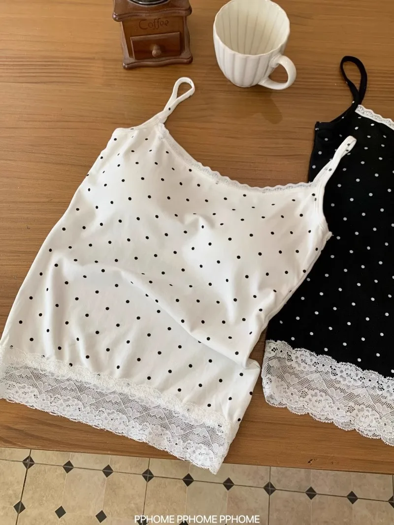 Neues, angesagtes Mädchen-Style Spitzen-Top mit Polka Dots, ärmellos, mit festem Brustpolster, als Unterwäsche oder Oberbekleidung geeignet. – Detail 14