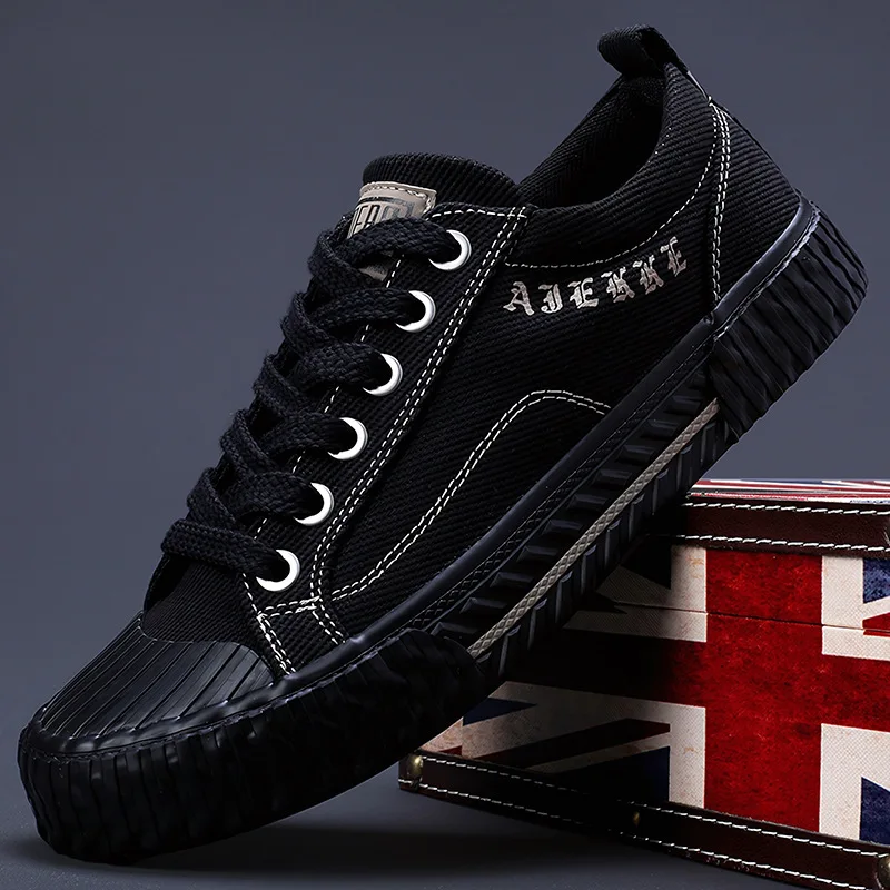 White Canvas Shoes for Men Casual Autumn Vulcanized Shoes Lace-up Students Cloth Shoe Men\'s Flats Sneakers Men Board Shoes