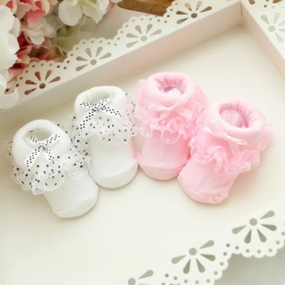 

1Pair Cotton Christmas Warmers Socks for Newborns Baby Kids Soft Non-slip Lace Sock Baby Shoe Socks Suitable 0-6 Month One Size