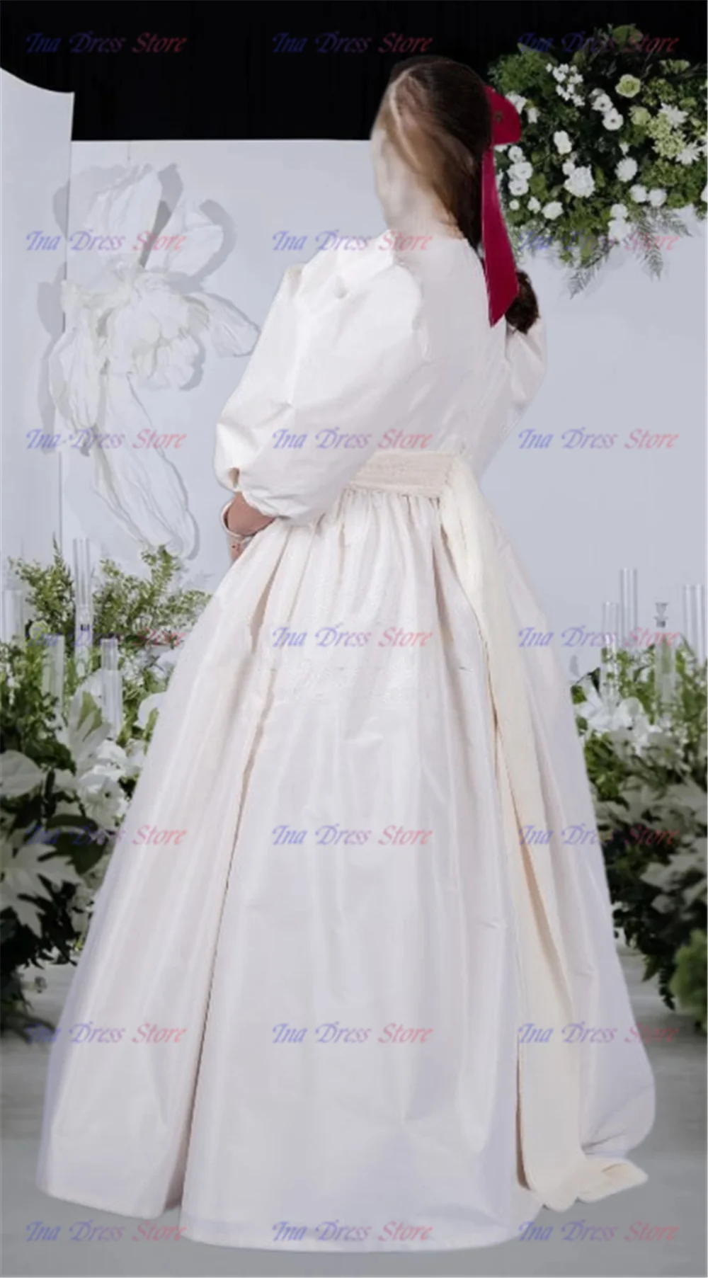 

Quality Elegant White Baptism Communion Gown Flower Girl Dress Satin Fluffy For Wedding Dresses Princess Birthday Evening Gowns