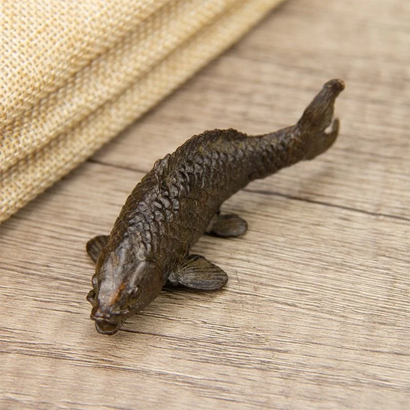 Carp mini antique copper has fish room, living room, tea table and tea pet every year.