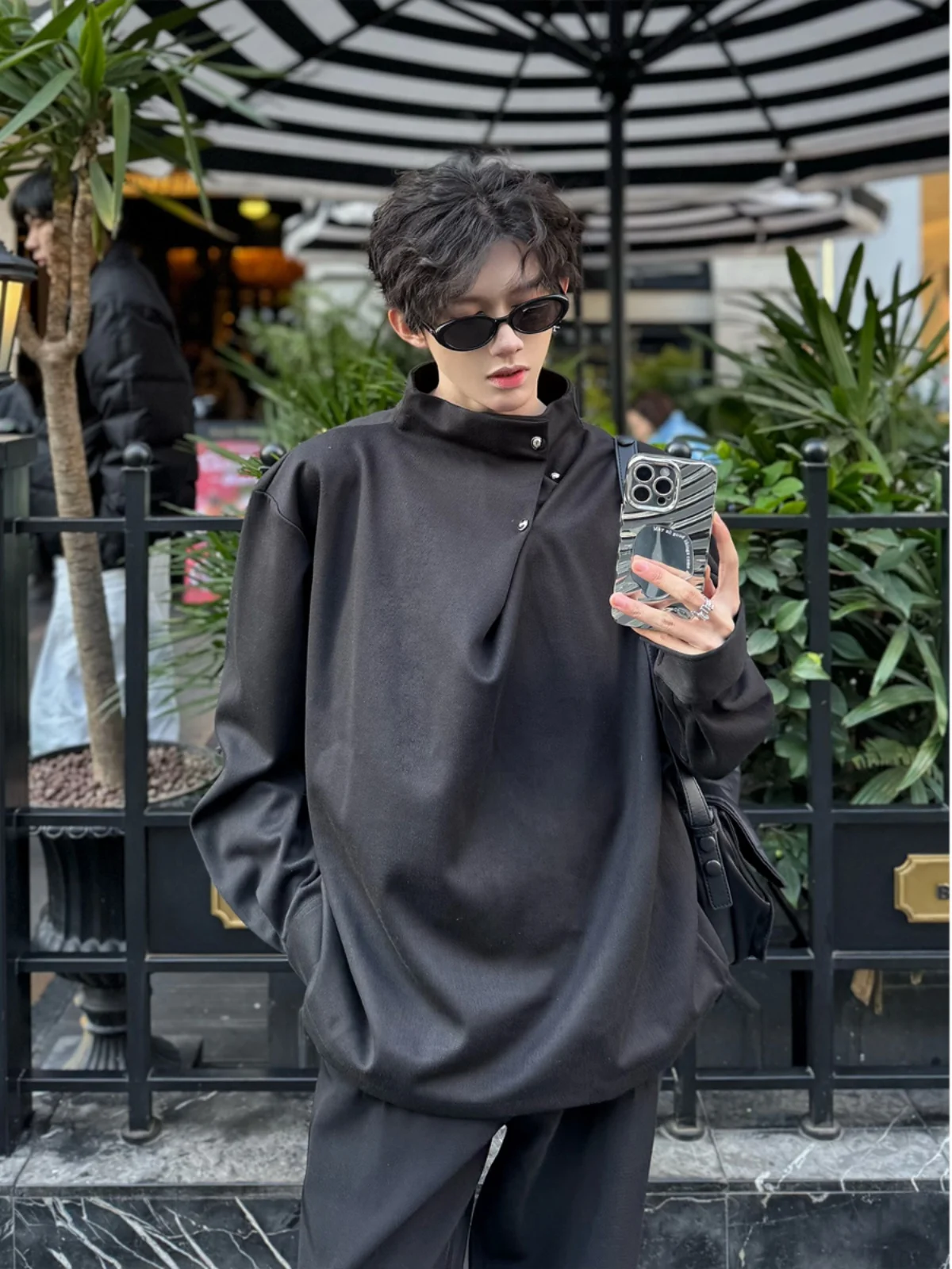

Черная рубашка с длинными рукавами и капюшоном, мужская весенняя новинка в китайском стиле, верхняя одежда на пуговицах с воротником-стойкой, свободный крой, молодежный тренд, на все сезоны