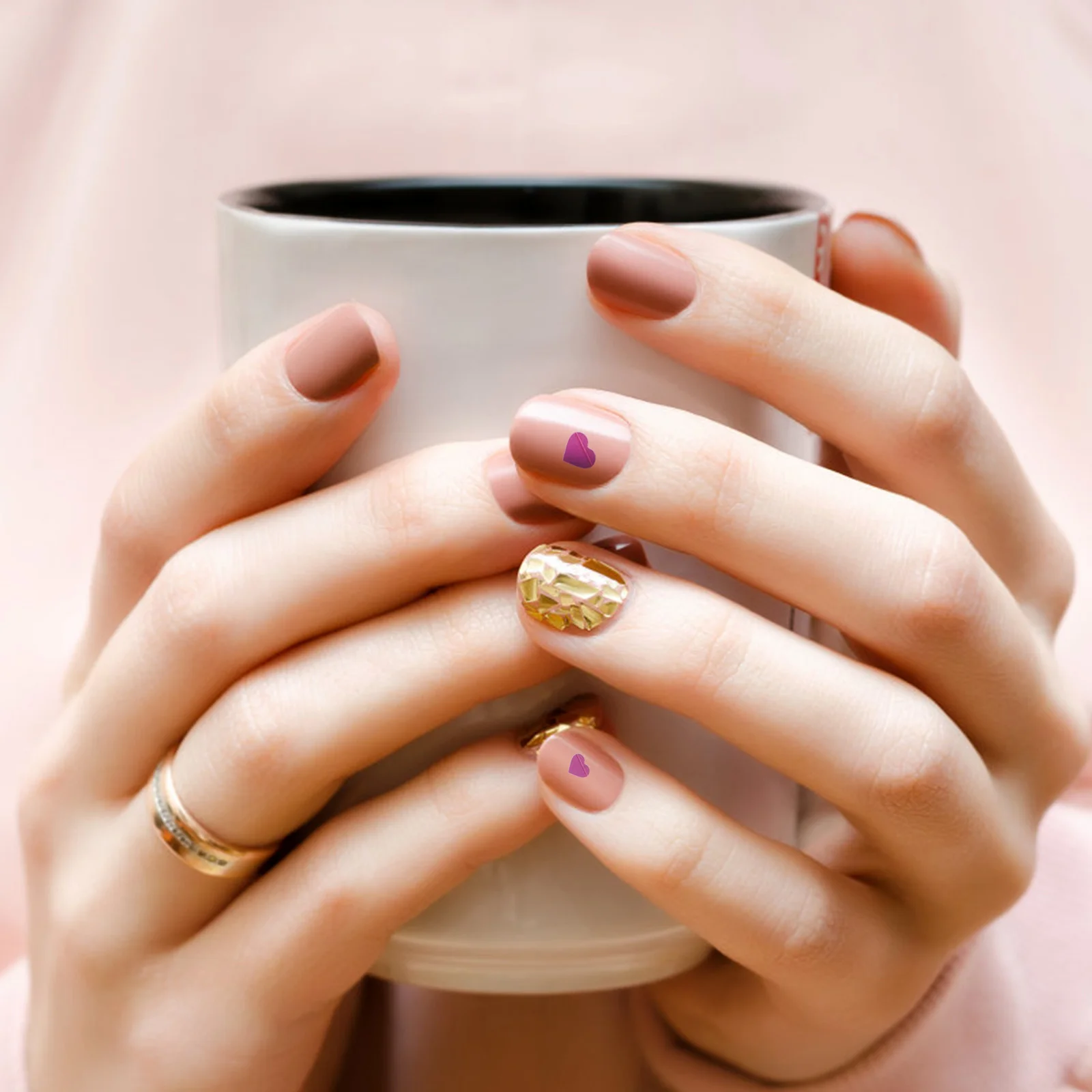 

Manicure Glitter Sequin Love Heart Nail Art Stickers Fascinating Nail Decals for Graduation Party Night Out Manicure Glitter