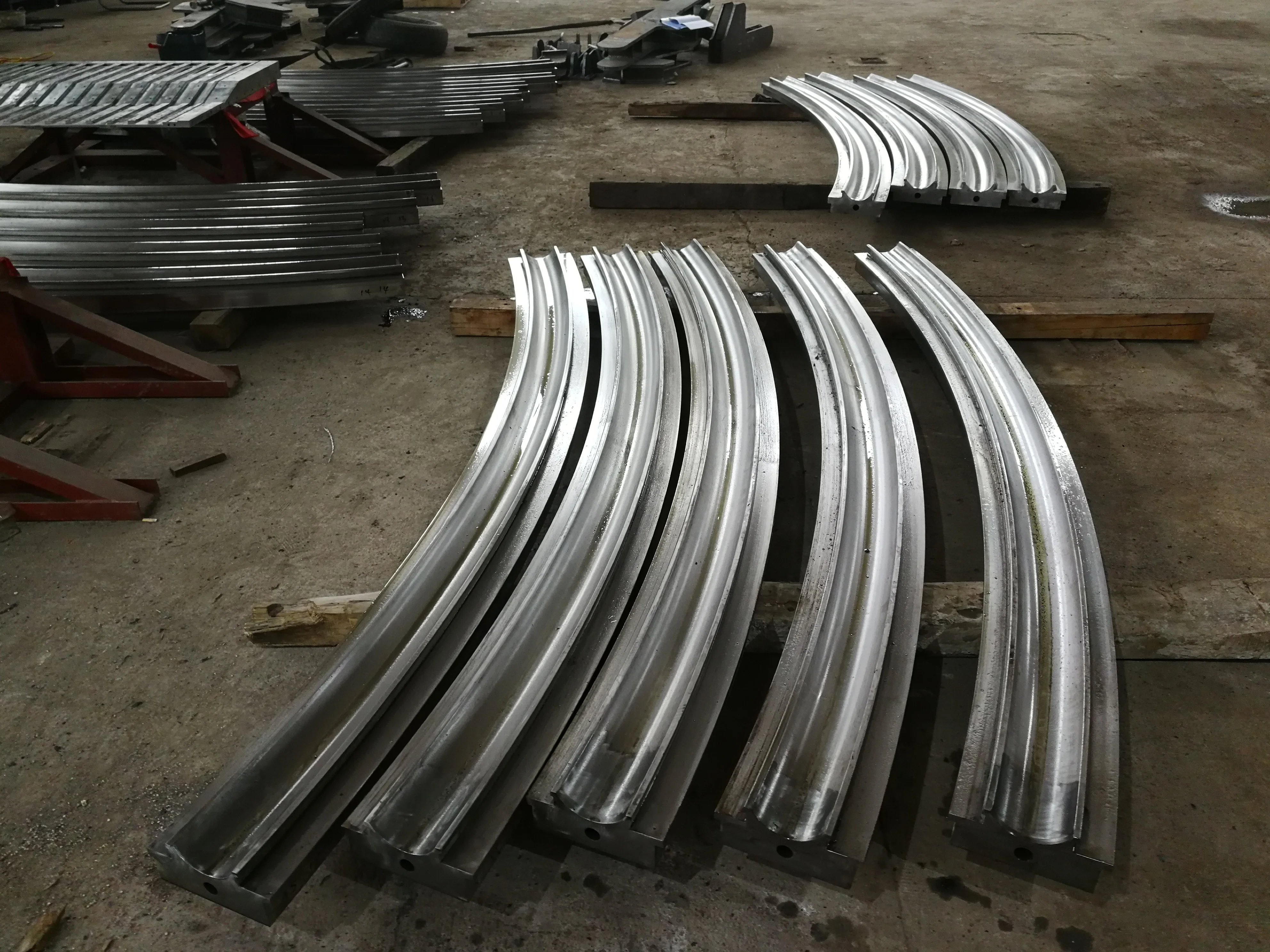 High Precision Custom Linear Guide Track Precision Ground CNC Motion Track Custom Steel Curved Guide Rail Mining Spare Parts