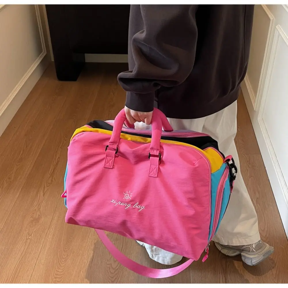 

New with Shoes Compartment Gym Bag Large Capacity Lightweight Duffel Bag Travel Duffle Bag Autumn Winter