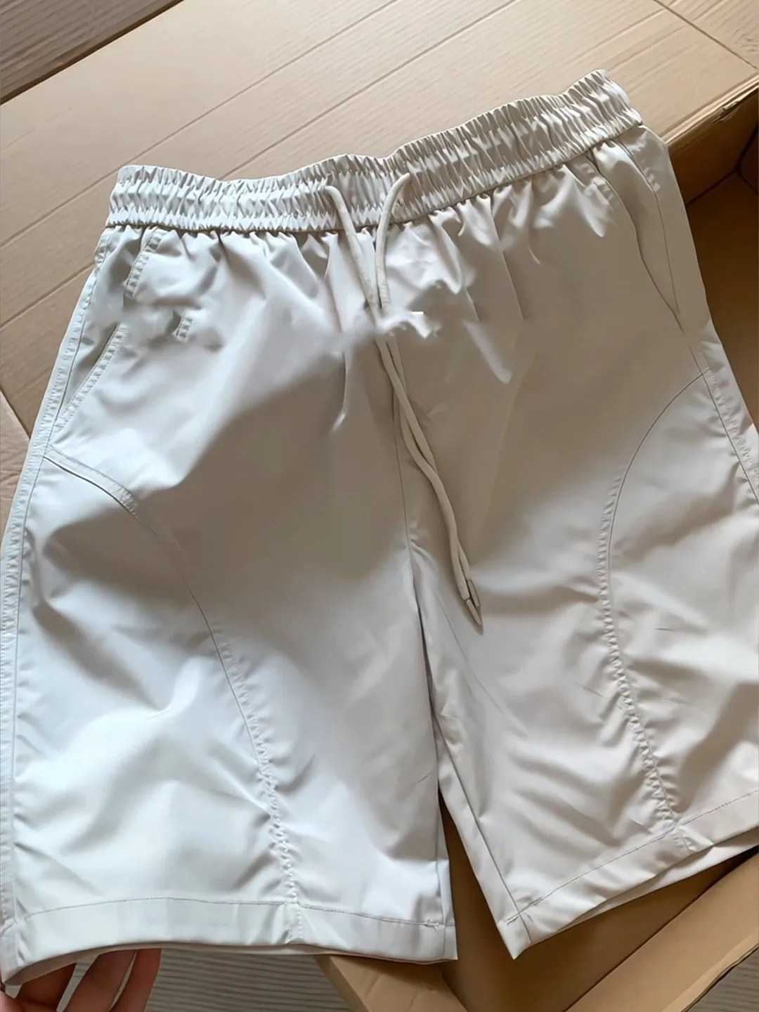 

Ice Silk Qui Dry Thin Cut Sports orts Men's Summer Beach Casual Loose Fit mid Waist Knee above ort Pants Pure Color