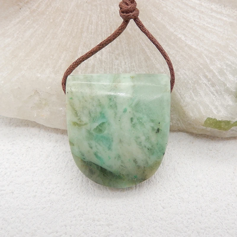 

Semiprecious Handmade Natural Stone Chrysocolla Pendant Bead Fashion Jewelry Necklace Accessories 26x22x10mm 11.2g