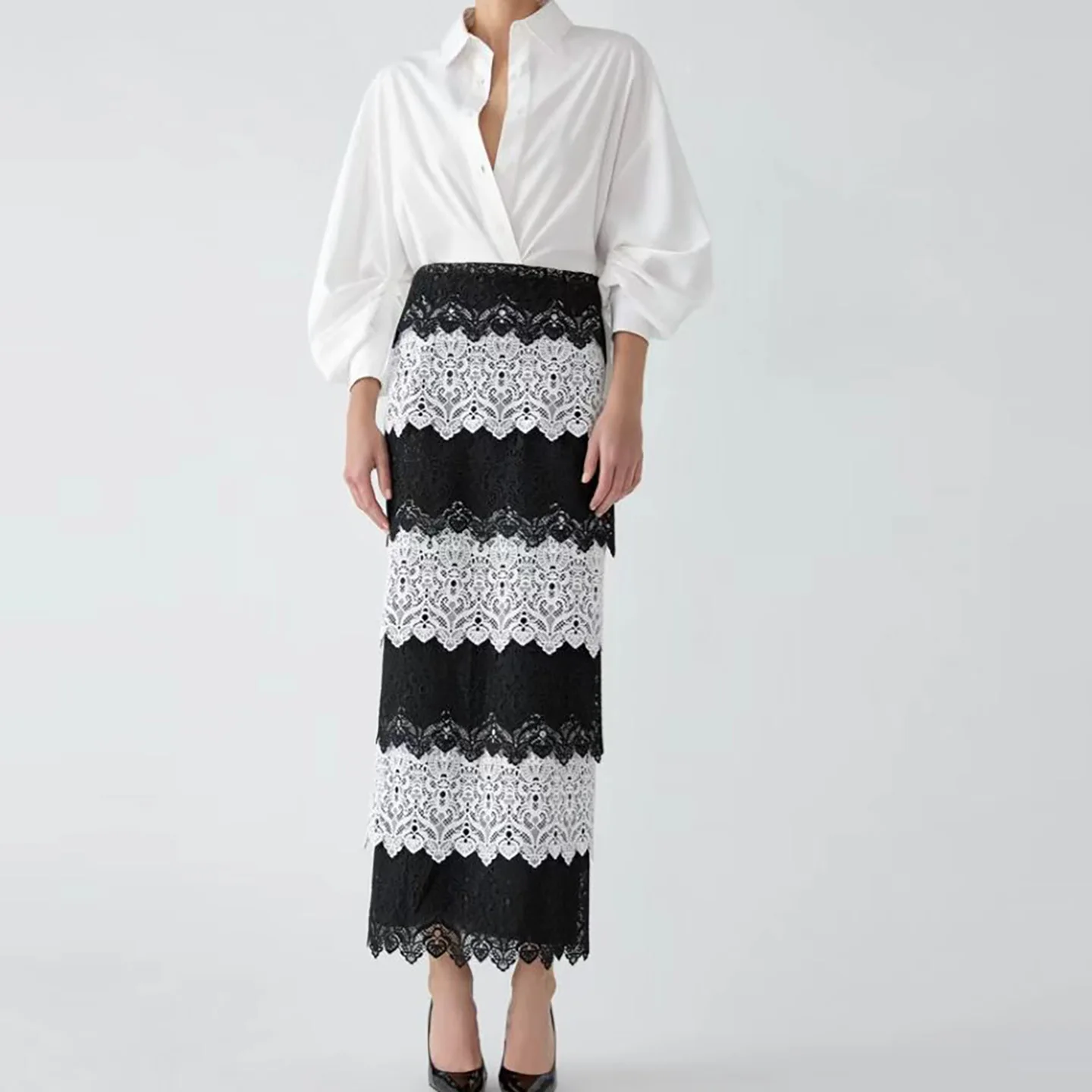 French Retro Black and White Layered Lace Pencil Half Length Dress with Patchwork High Waisted Ruffle Edge Slit Dress Elegant