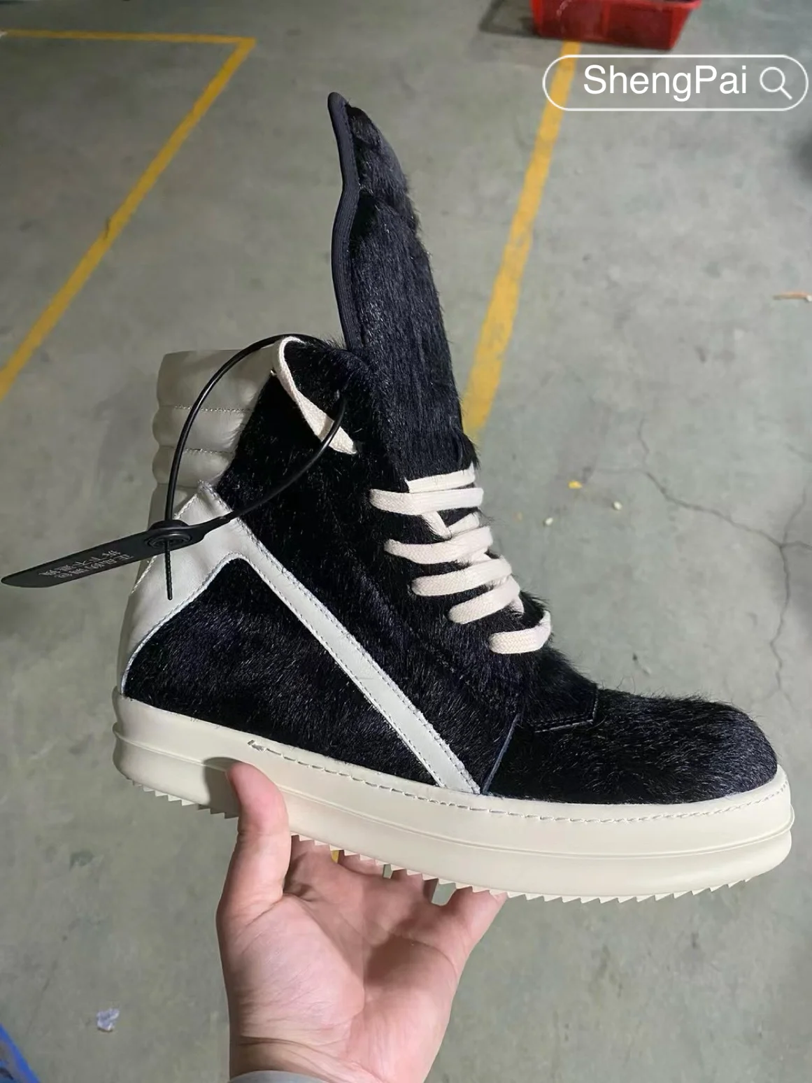 

Ricks Black Horsehair High Top Inverted Triangle Owens Luxury Brand Men's Shoes Zipper Women's Casual Sneakers Women's Boots