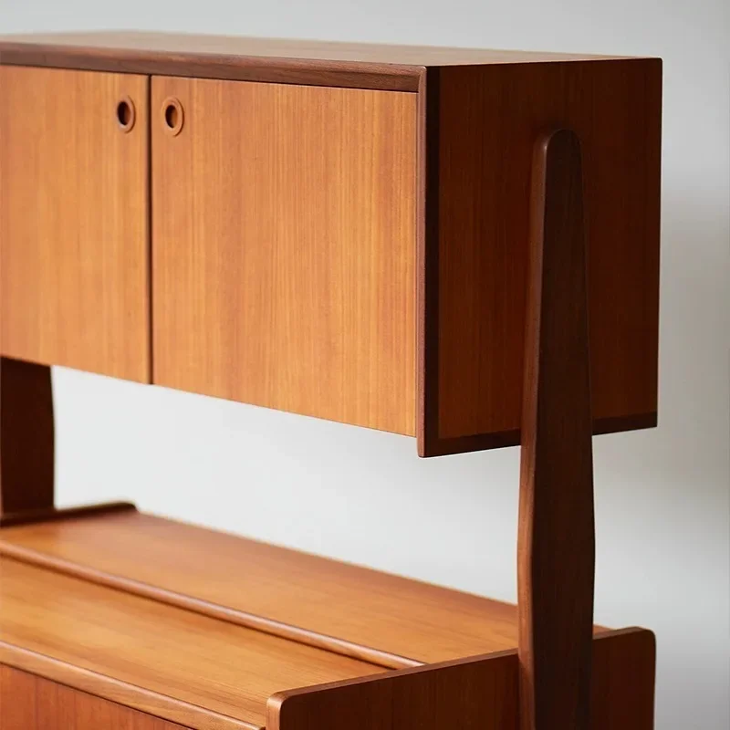 البساطة الاسكندنافية، خزانة جانبية لتناول الطعام، منزل صغير، غرفة المعيشة وغرفة النوم #3