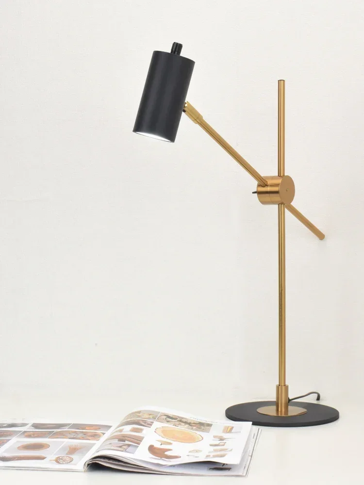 

Роскошная Минималистичная креативная настольная лампа в скандинавском стиле для бизнеса и офиса с защитой глаз