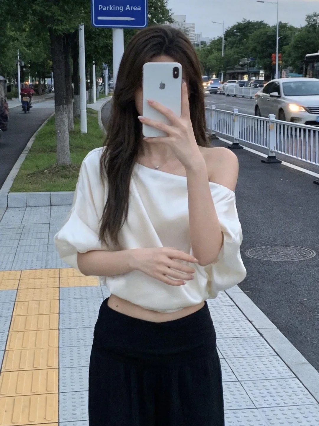 

Элегантная повседневная женская рубашка с асимметричным плечом, летняя новинка, универсальная, модная, с коротким рукавом